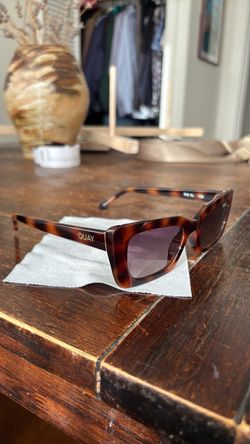 Quay the DL sunglasses