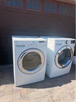Set of washer and Dryer (gas)