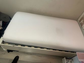 Twin size memory foam mattress