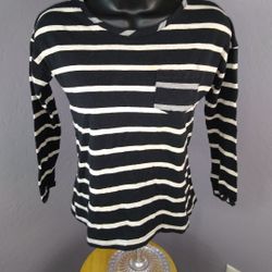 Striped blouse size small 
100% cotton

