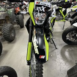 Huge sale ‼️Trailmaster TM35X 250cc Dirt Bike, 5-Speed Manual, 4-Stroke, Single Cylinder, Air Cooled, Electric & Kick Start, 36.2″ Seat Height Promo P