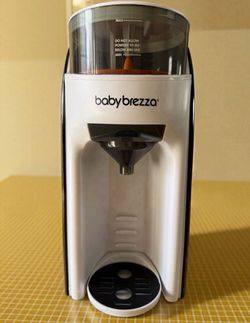 Baby Brezza Formula Pro Advanced – Like New (Used Once)