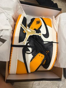 Air Jordan 1 reto high og “yellow toe” 5.5 y