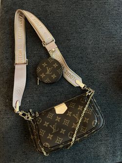 Louis Vuitton Multi Pochettee 
