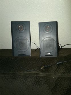 Speakers for desktop or laptop.