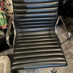 Eames Style desk/task  Chair 