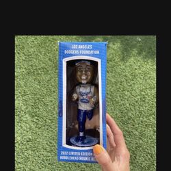 MOOKIE BETTS BOBBLE HEAD LOCATED IN UPLAND