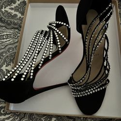  Authentic Christian Louboutin heels Size 39.5