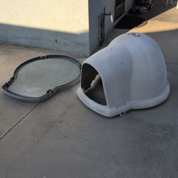 Aspenpet Dogloo II Igloo Dog House Large X-large Great Condition White Creme Light Color Outdoor