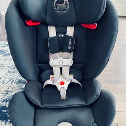 Cybex Car Seat  2pcs