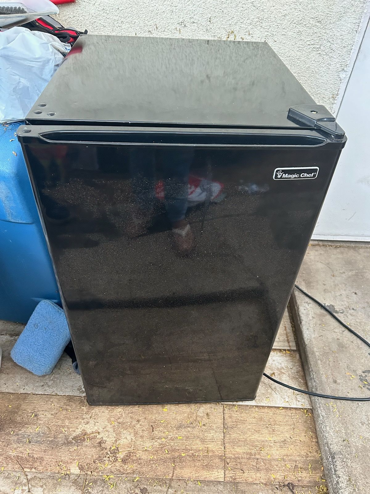 Black Mini Refrigerator