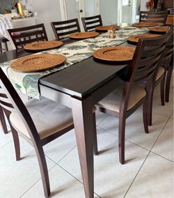 Beautiful Wood Dining Table and 8 chairs