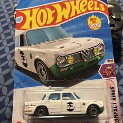 Hot Wheels 2025 Alfa Romeo Giulia TI Super Compact Kings
