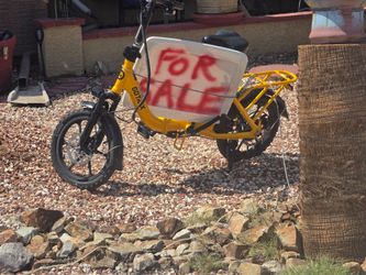 GOTRAX FOLDING E BIKE