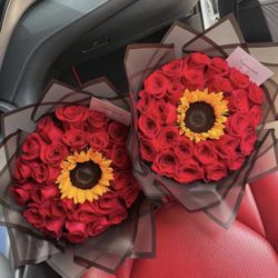 ✨ Rose/ Flower Arrangements Available ✨