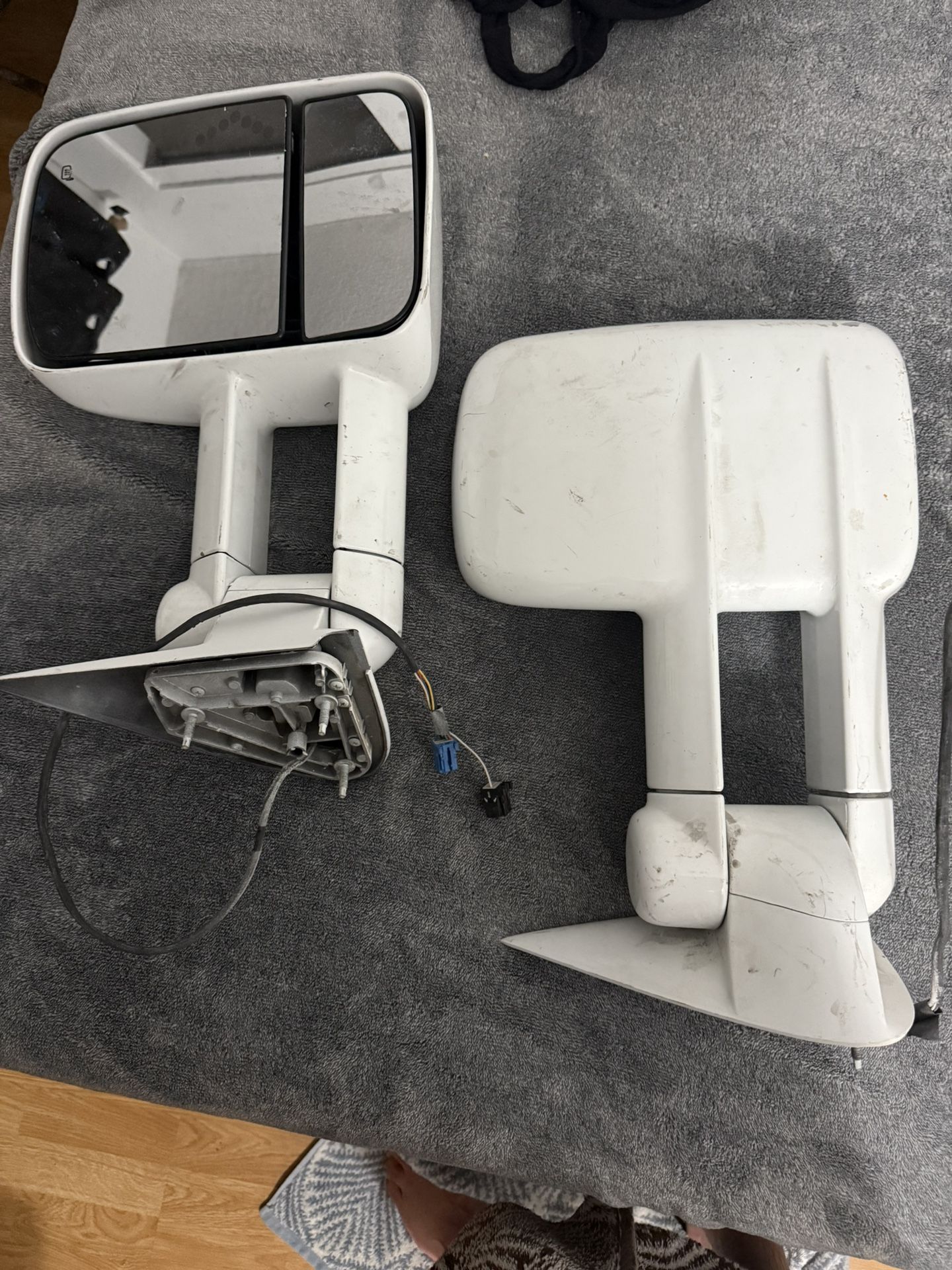 Tow Mirror