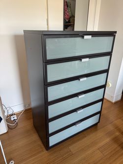 ikea 6-Drawer Dresser with Frosted Glass Fronts