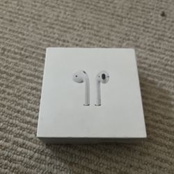 Apple AirPods 1st Generation With Charging Case 