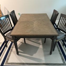Dining Table & 4 Chairs