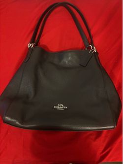 black coach purse ( OFFERS ALLOWED)