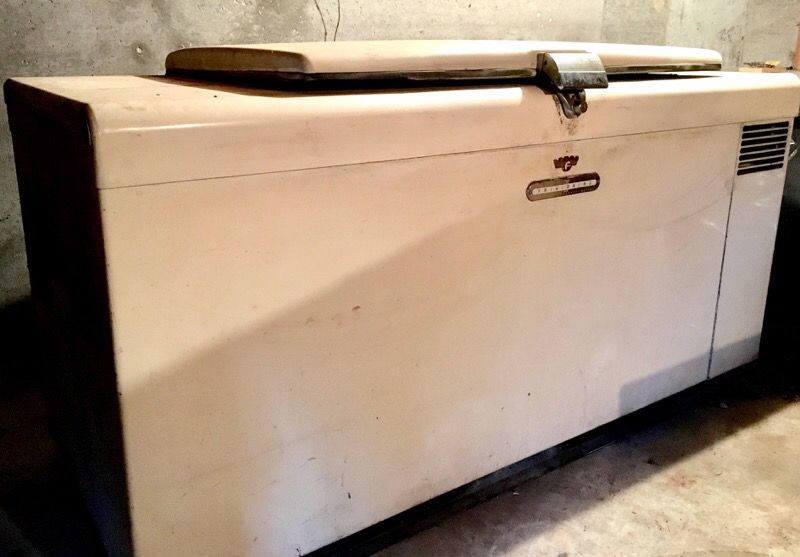 Frigidaire chest freezer - $30