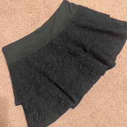 New Medium black lace short ruffle mini skirt stretchy goth gothic emo skort