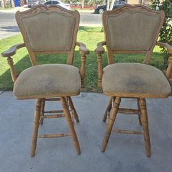 2 bar Stools