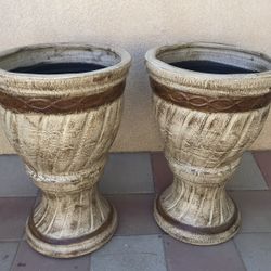 New Flower Pots Made Out Of  Clay 