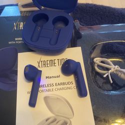 Extreme time wireless earbuds with portable charging case brand new