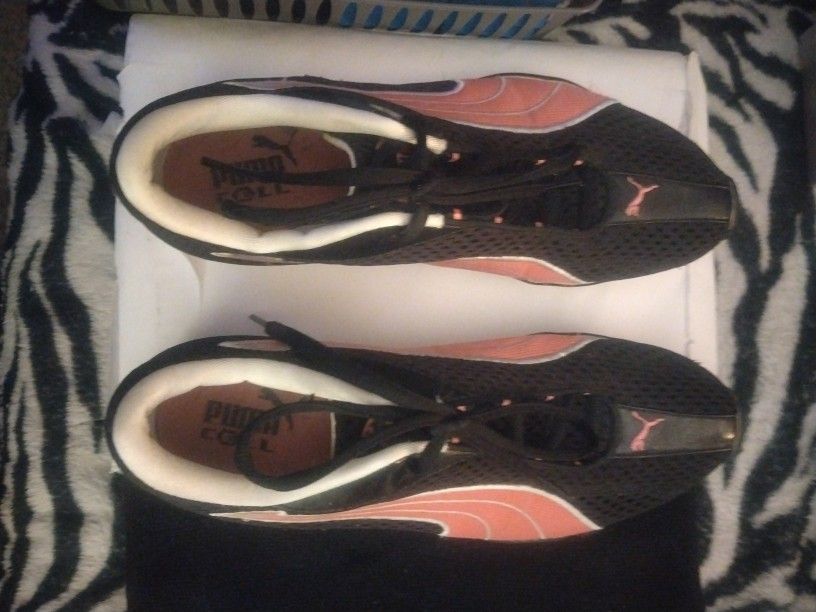 Ladies Puma Athletic Shoes