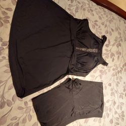 New Beautiful BLACK ,2 PIECE BATHING SUIT SIZE 2XL. SEE PHOTO'S.  VERY NICE.  CASH PICKUP ONLY. 