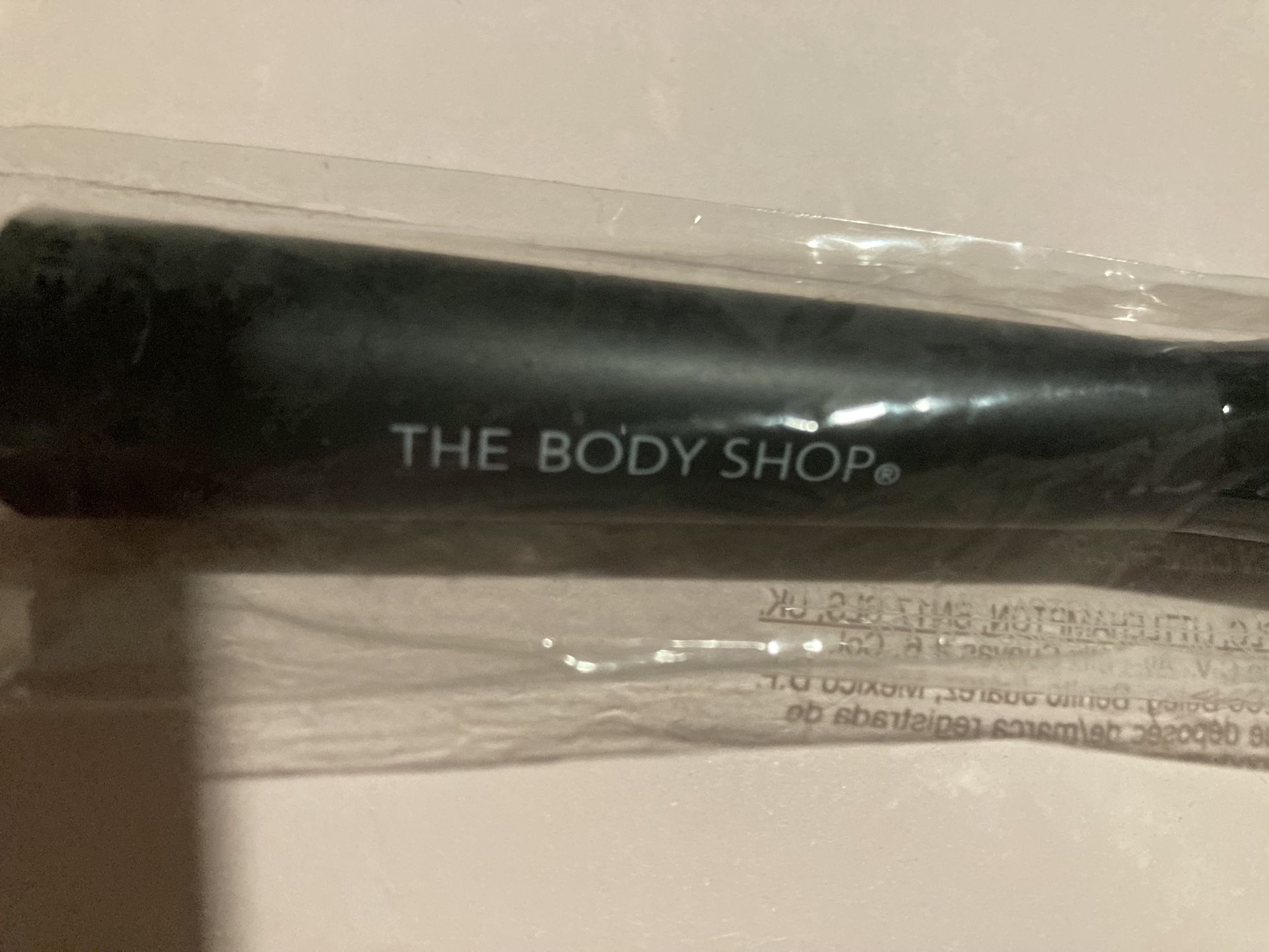 The Body Shop Makeup Brush