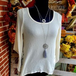 Hollister Beige Sweater 