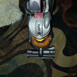 Dyson Vacuum 