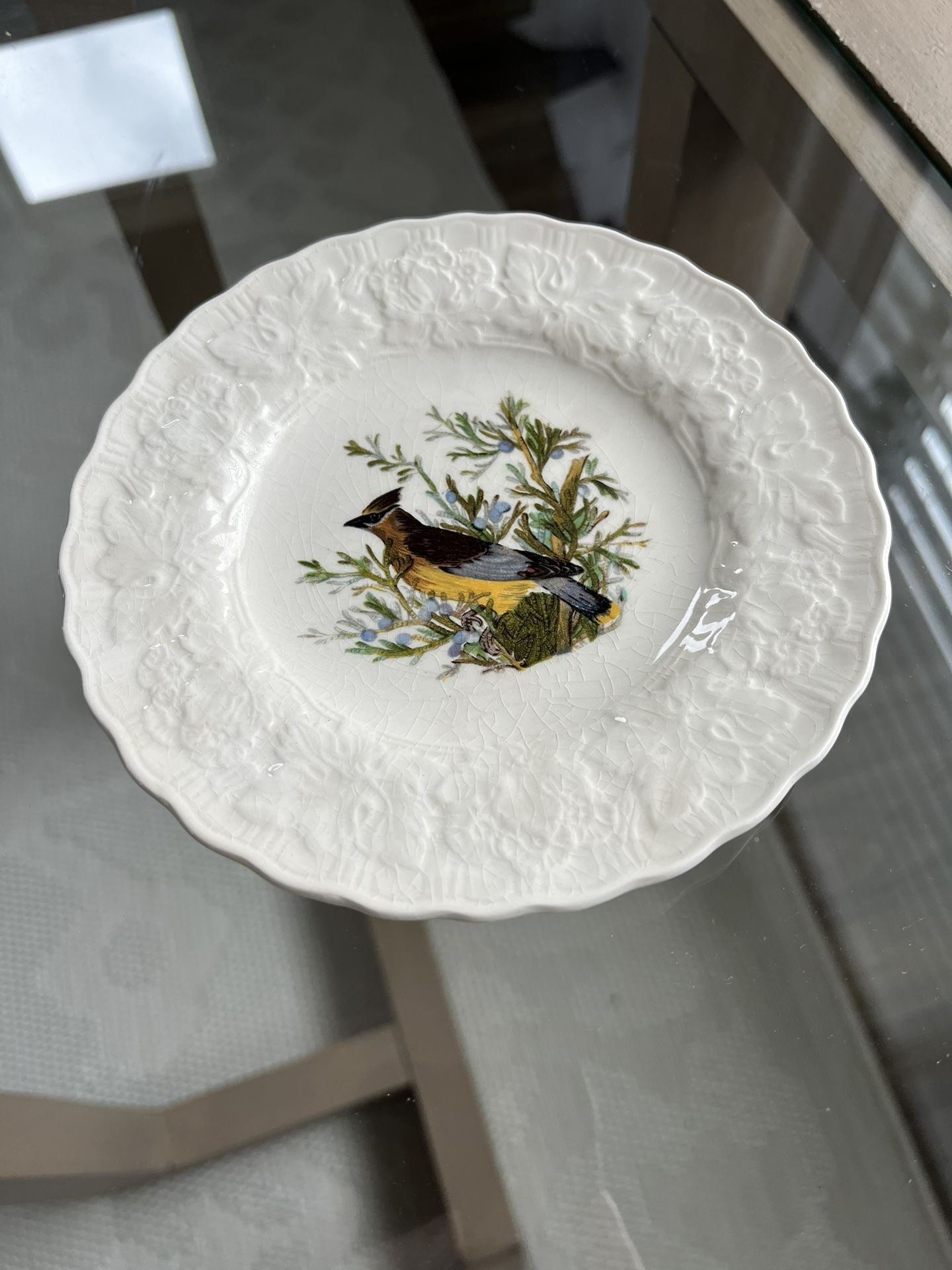 Small Plate/ Saucer Vintage