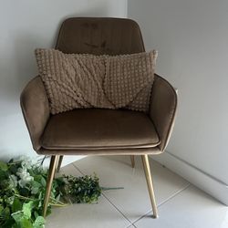CHAIRS - Variety Of Diff Ones 