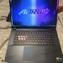 AORUS MASTER 16 AM6H