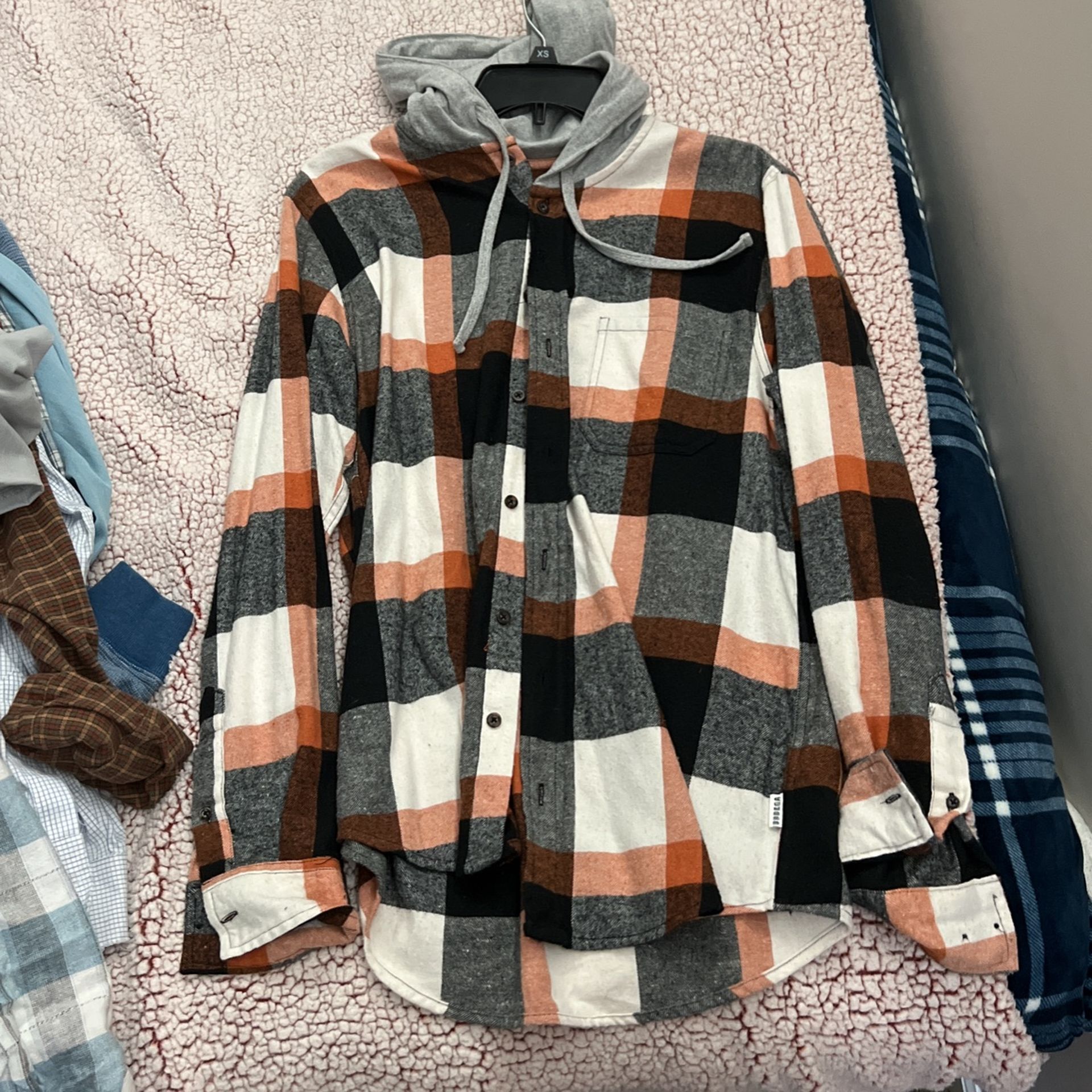 Men’s Flannel Hoodie - M