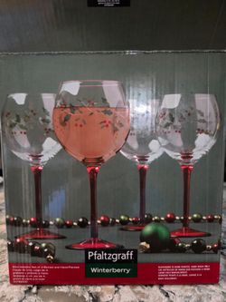 Pfaltzgraff Winterberry Wine Goblets