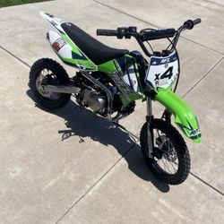 Apollo Dirt Bike 