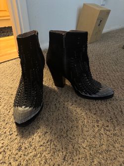 Donald J Pliner Women’s Boots
