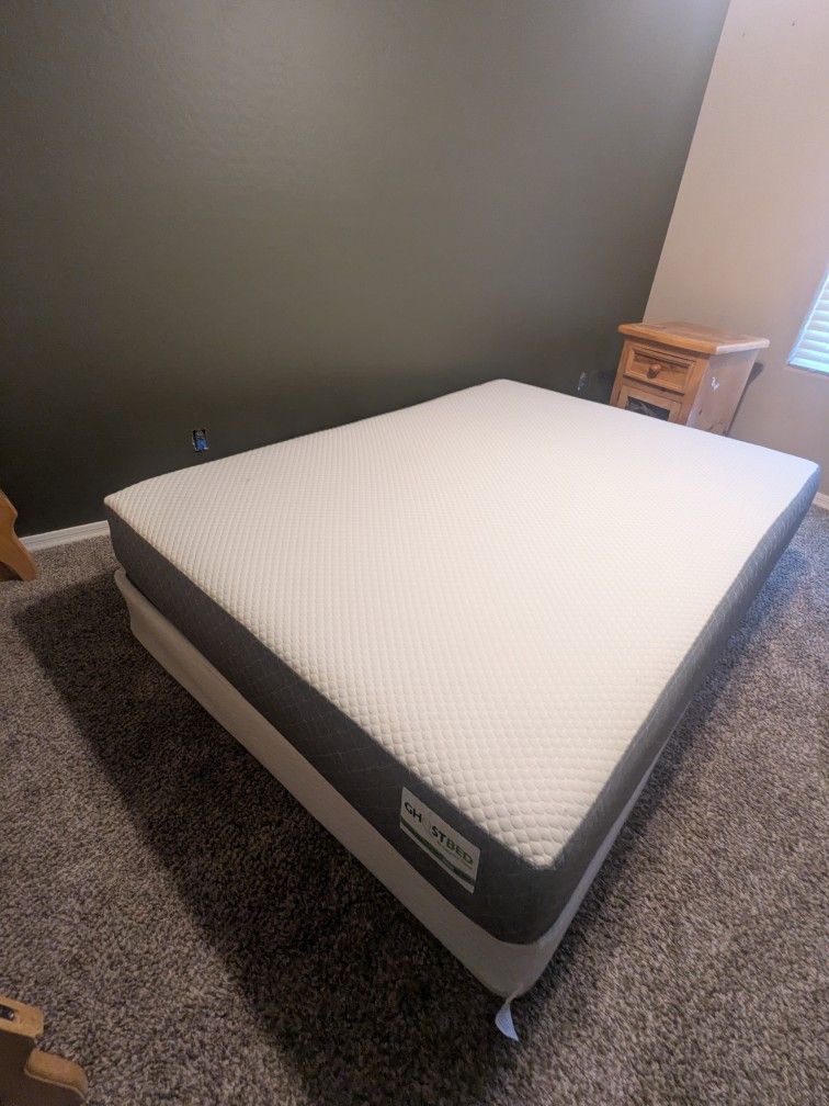 Queen Mattress and Box Spring