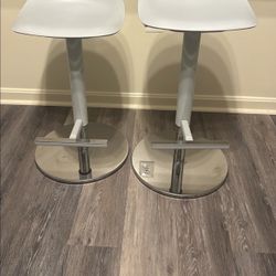 Adjustable Bar Seats