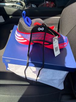 Adidas D.O.N. Issue 8 Basketball Shoes