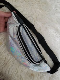 Silver fannypack