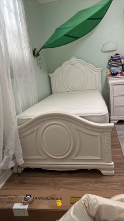 Bed 🛌, mattress , matress box