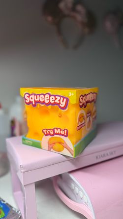 Squeezy cheese squishy!
