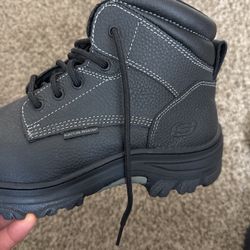Work Boots Skechers Steel Toe/ If You See The Ad It Is Available 
