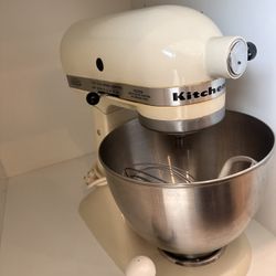 kitchen aid mixer