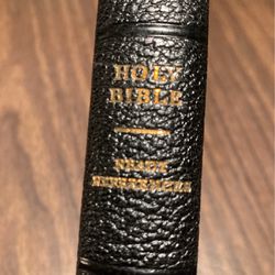 Vintage 1959 Leather Pocket KJV BIBLE! 